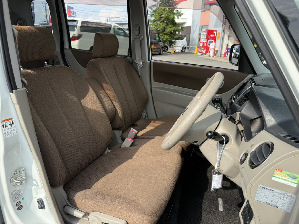 ニッサン ルークス ４ＷＤ　Ｇ