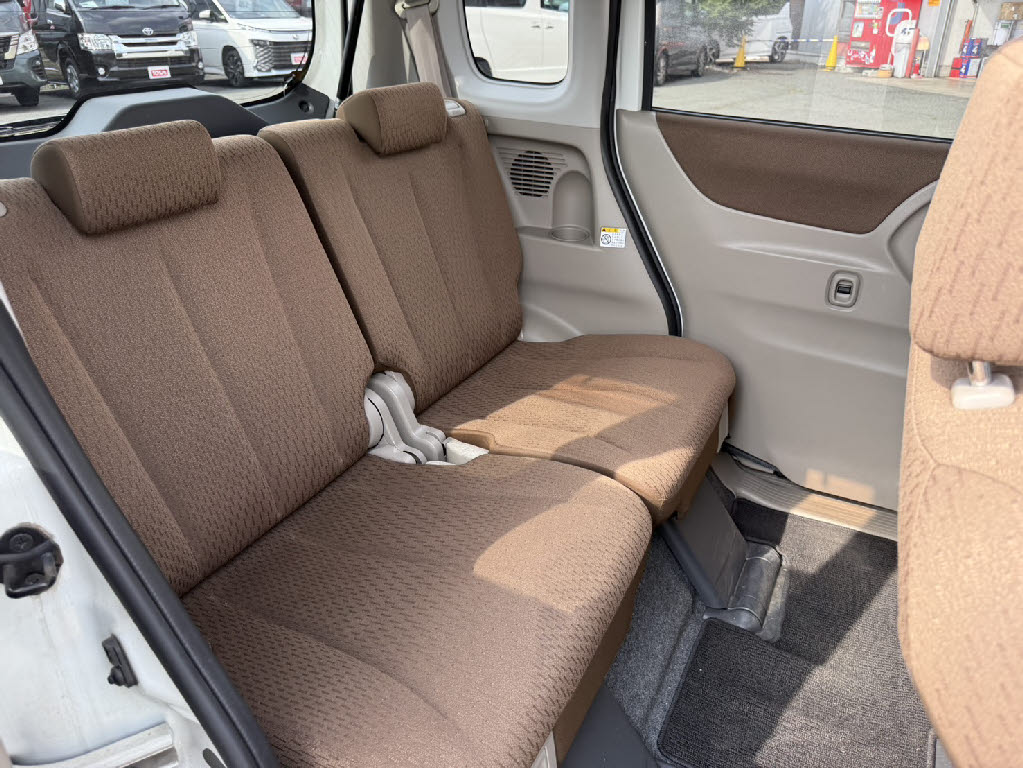 ニッサン ルークス ４ＷＤ　Ｇ