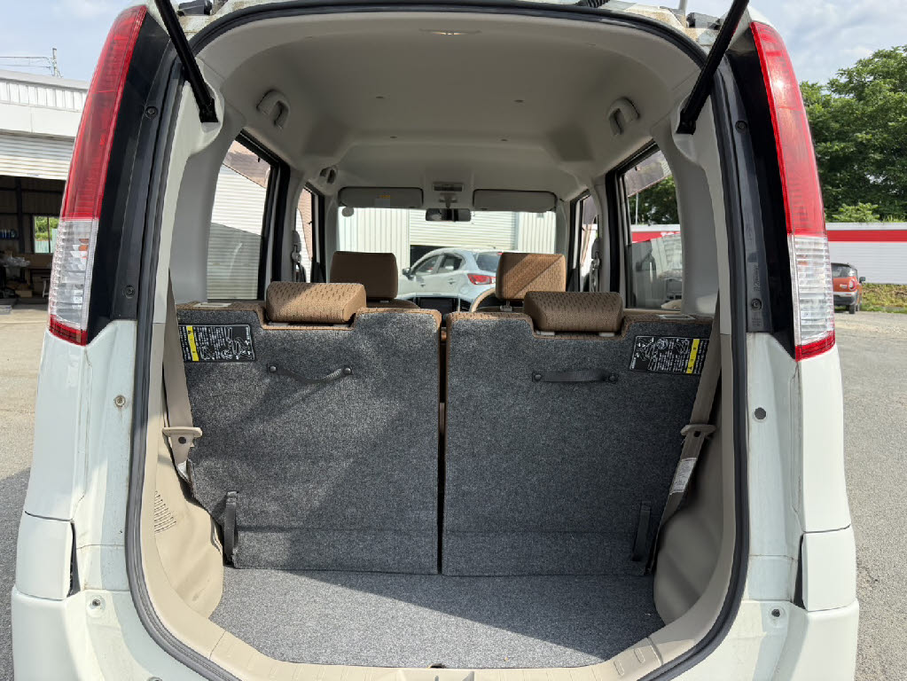 ニッサン ルークス ４ＷＤ　Ｇ