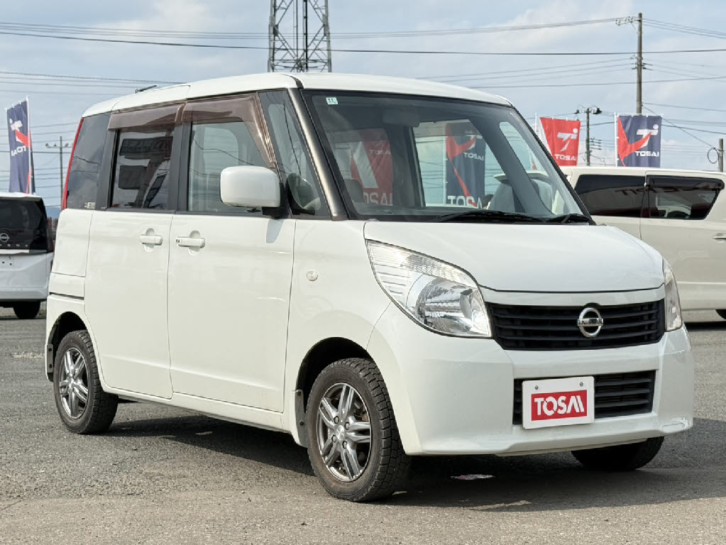 ニッサン ルークス ４ＷＤ　Ｇ