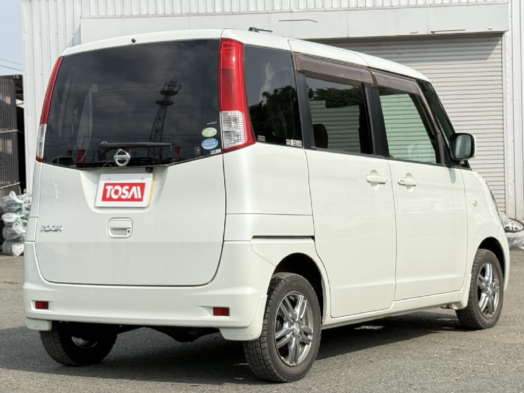 ニッサン ルークス ４ＷＤ　Ｇ