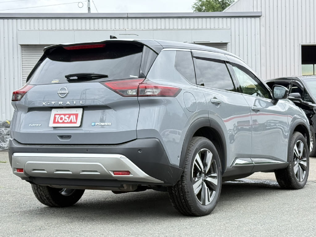 ニッサン エクストレイル 4WD G e-4ORCE