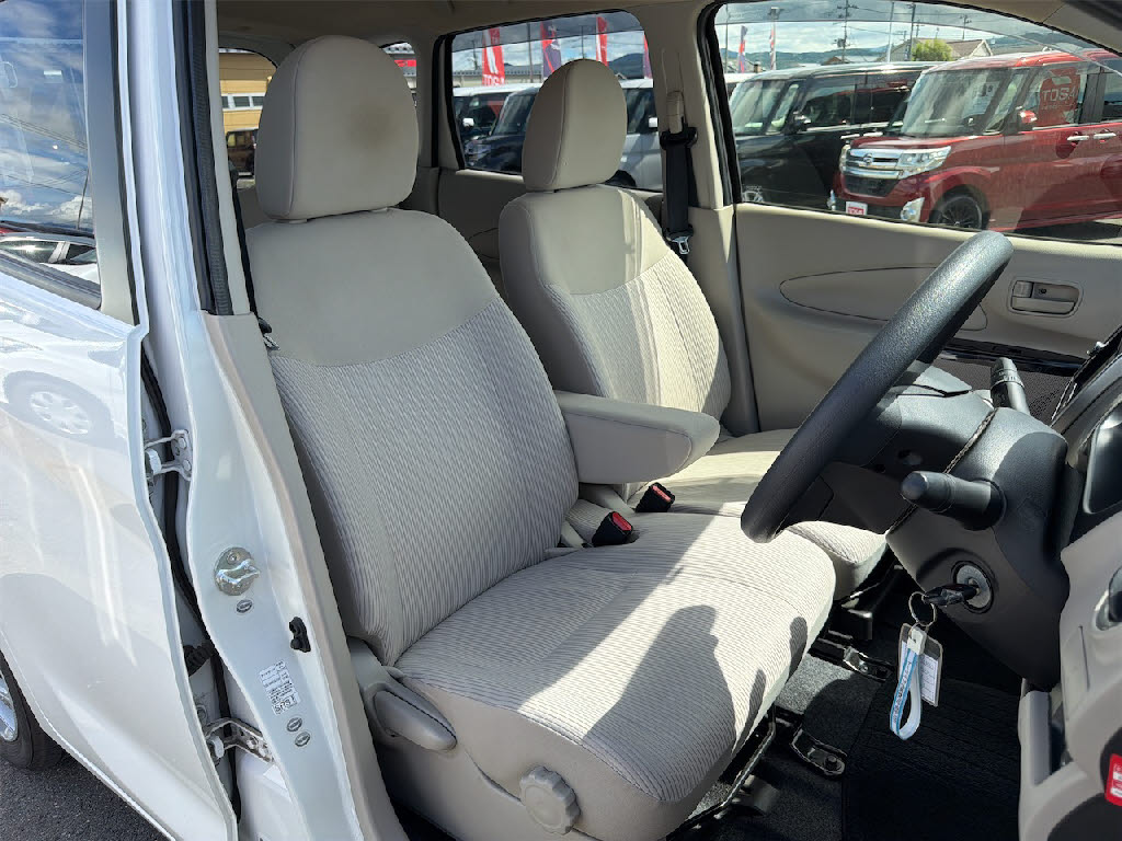 三菱 ｅＫワゴン ４ＷＤ　Ｍ