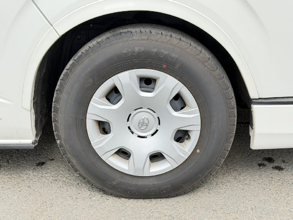 トヨタ ハイエースＶ 4WD ｽｰﾊﾟｰGL ﾀﾞｰｸﾌﾟﾗｲﾑⅡ