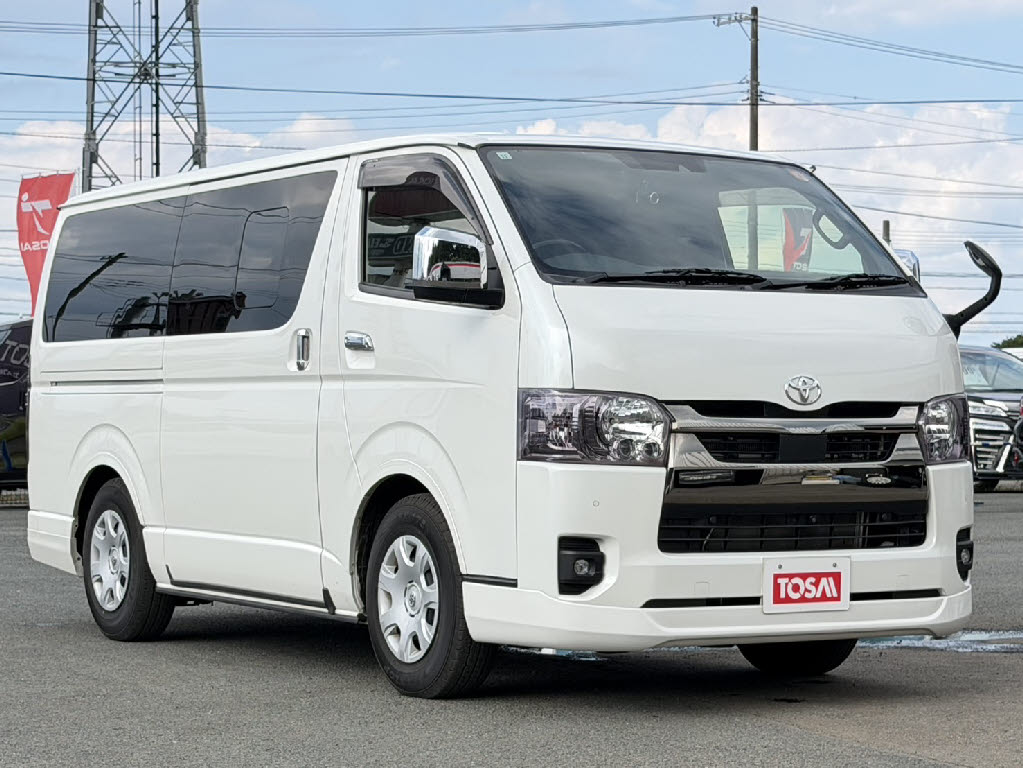 トヨタ ハイエースＶ 4WD ｽｰﾊﾟｰGL ﾀﾞｰｸﾌﾟﾗｲﾑⅡ