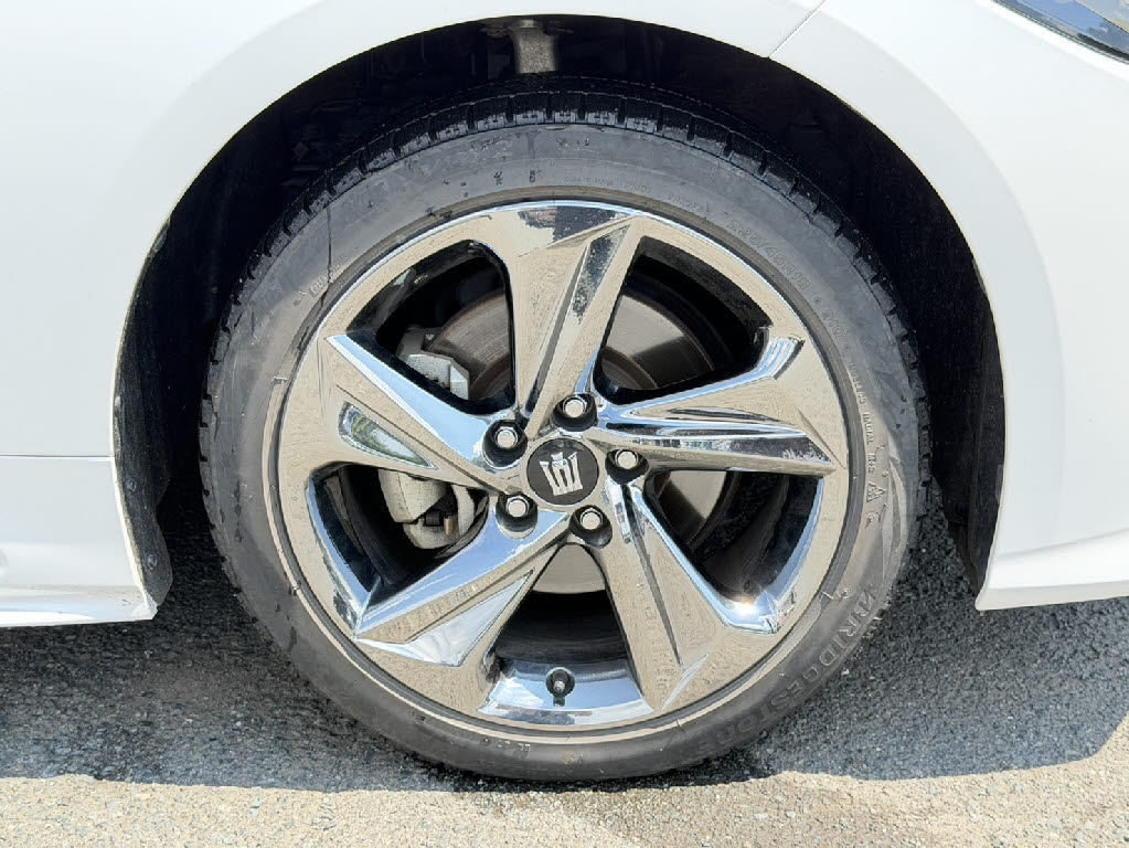 トヨタ クラウンＨＶ ４ＷＤ　ＲＳＦｏｕｒリミテッドⅡ