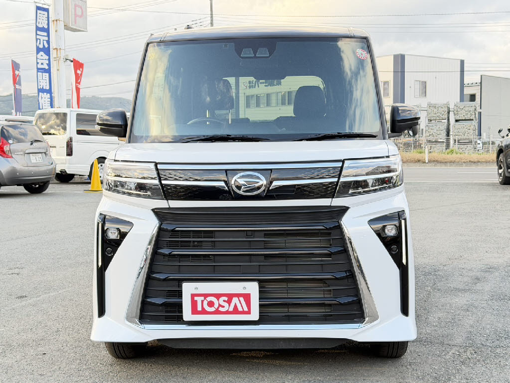 ダイハツ タントカスタム 4WD X