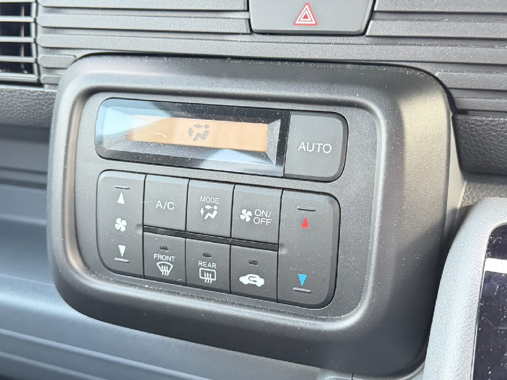 ホンダ Ｎ－ＶＡＮ ４ＷＤ　Ｇ