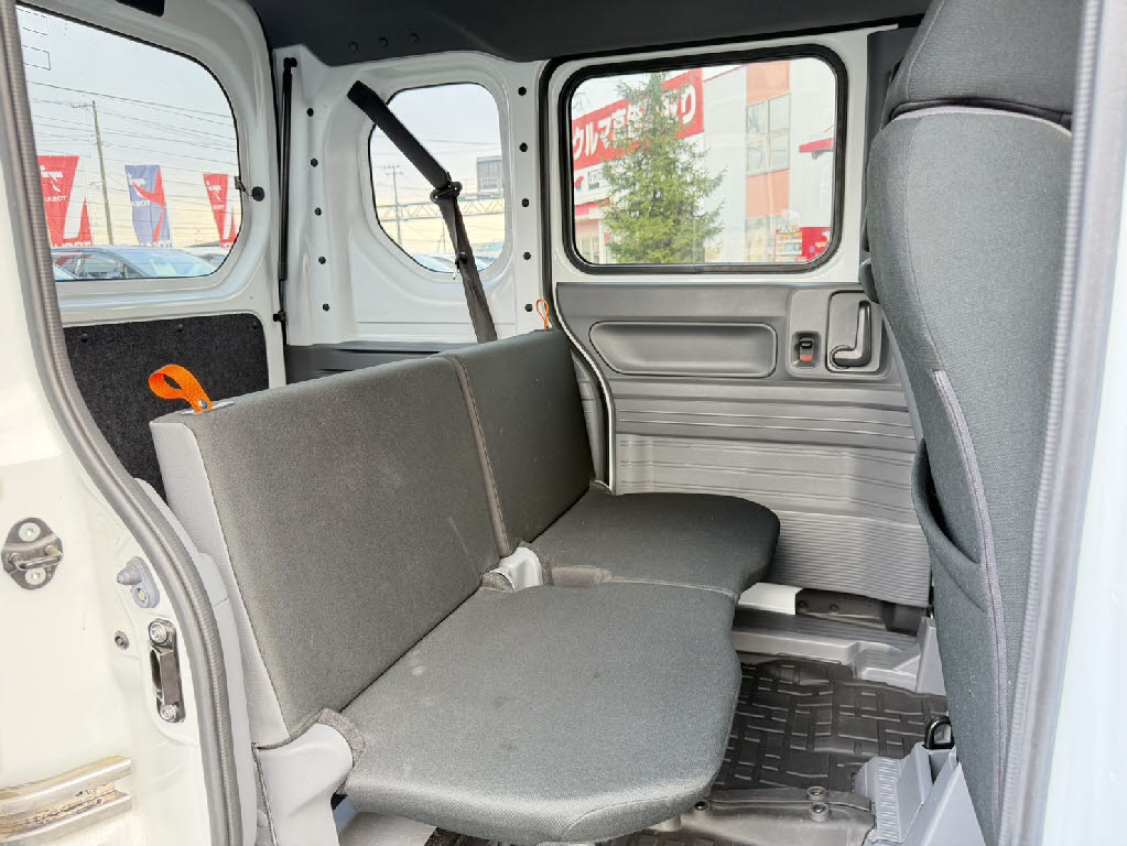 ホンダ Ｎ－ＶＡＮ ４ＷＤ　Ｇ