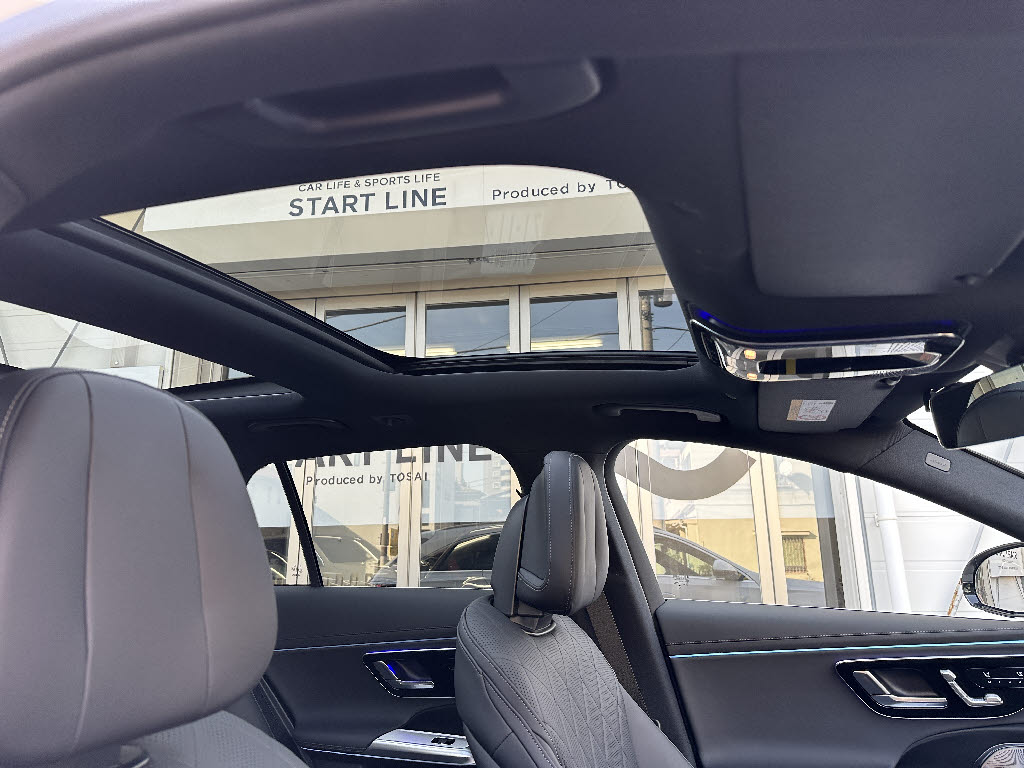 メルセデスベンツ ﾒﾙｾﾃﾞｽﾍﾞﾝﾂ Eｸﾗｽｽﾃｰｼｮﾝﾜｺﾞﾝ エクスクルーシブ