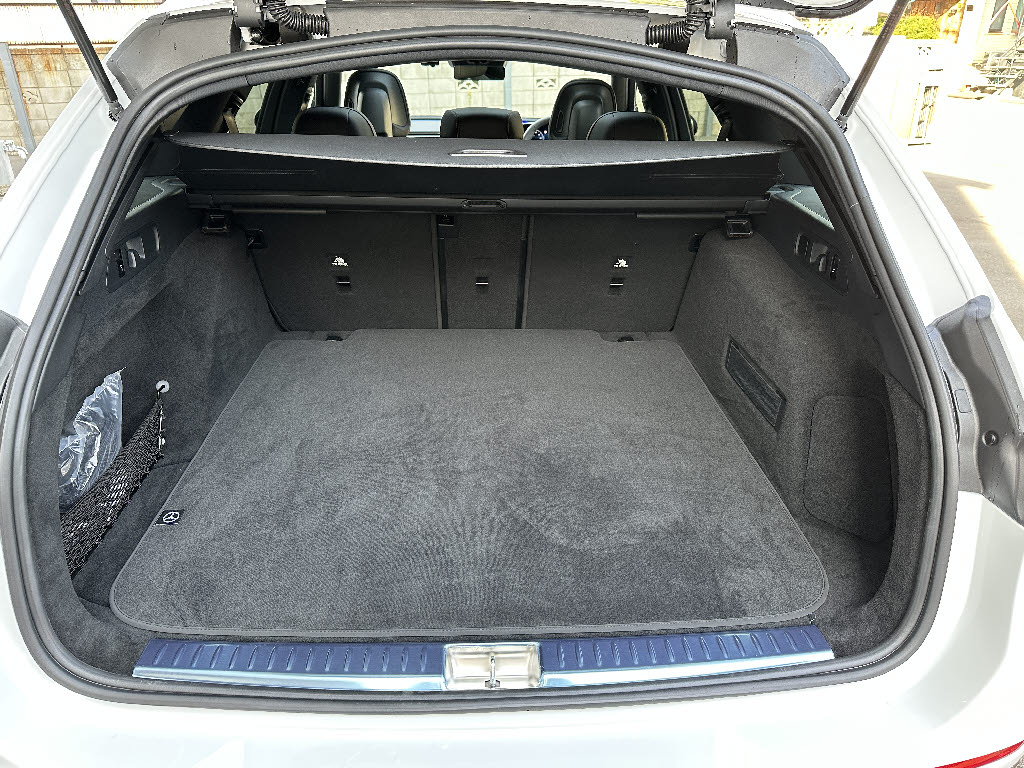 メルセデスベンツ ﾒﾙｾﾃﾞｽﾍﾞﾝﾂ Eｸﾗｽｽﾃｰｼｮﾝﾜｺﾞﾝ エクスクルーシブ