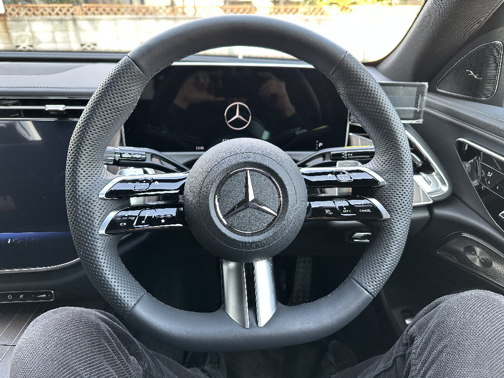 メルセデスベンツ ﾒﾙｾﾃﾞｽﾍﾞﾝﾂ Eｸﾗｽｽﾃｰｼｮﾝﾜｺﾞﾝ エクスクルーシブ