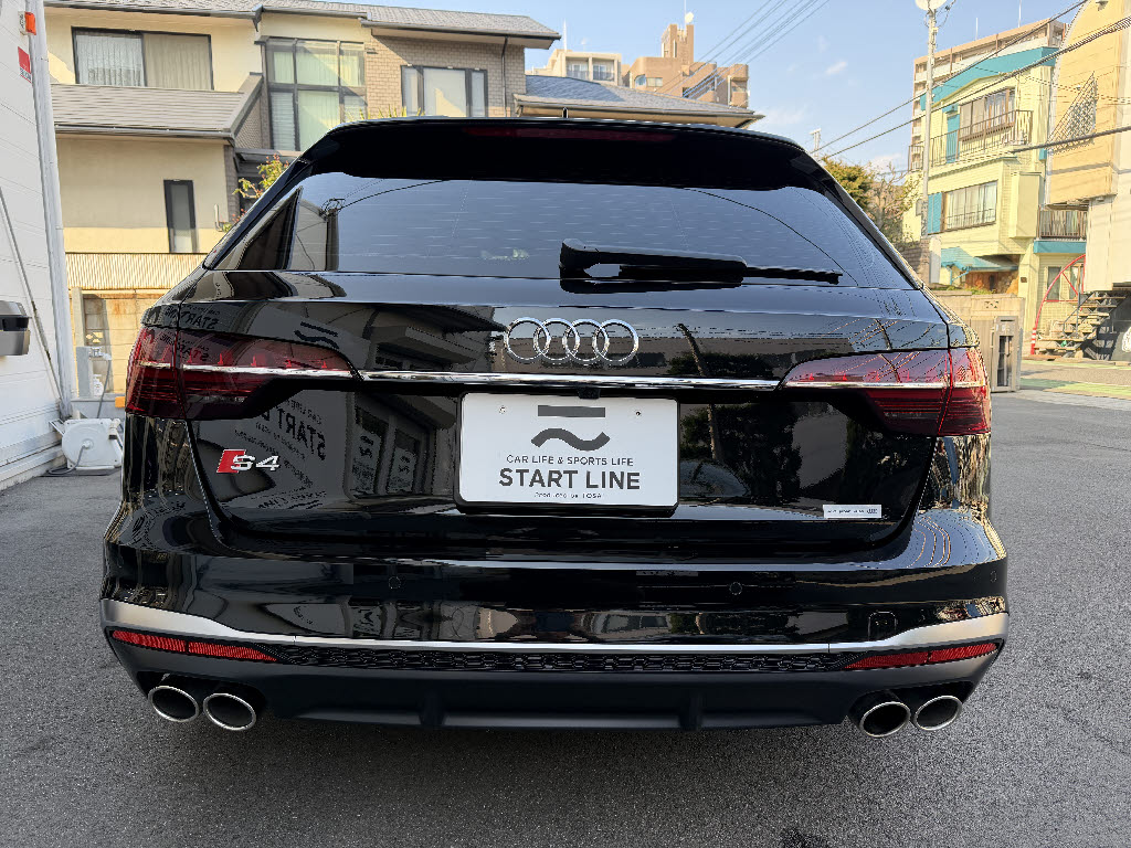 アウディ ｱｳﾃﾞｨ S4 ｱﾊﾞﾝﾄ 標準
