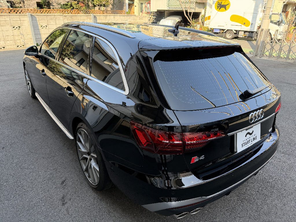 アウディ ｱｳﾃﾞｨ S4 ｱﾊﾞﾝﾄ 標準