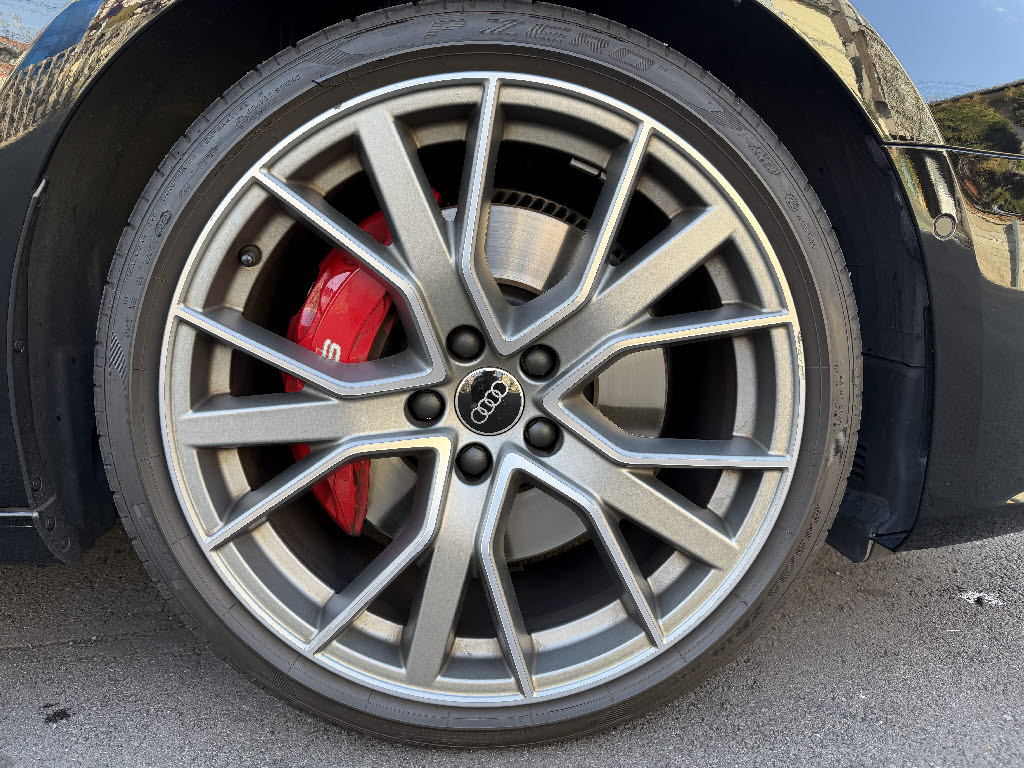 アウディ ｱｳﾃﾞｨ S4 ｱﾊﾞﾝﾄ 標準