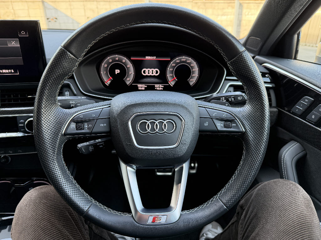 アウディ ｱｳﾃﾞｨ S4 ｱﾊﾞﾝﾄ 標準