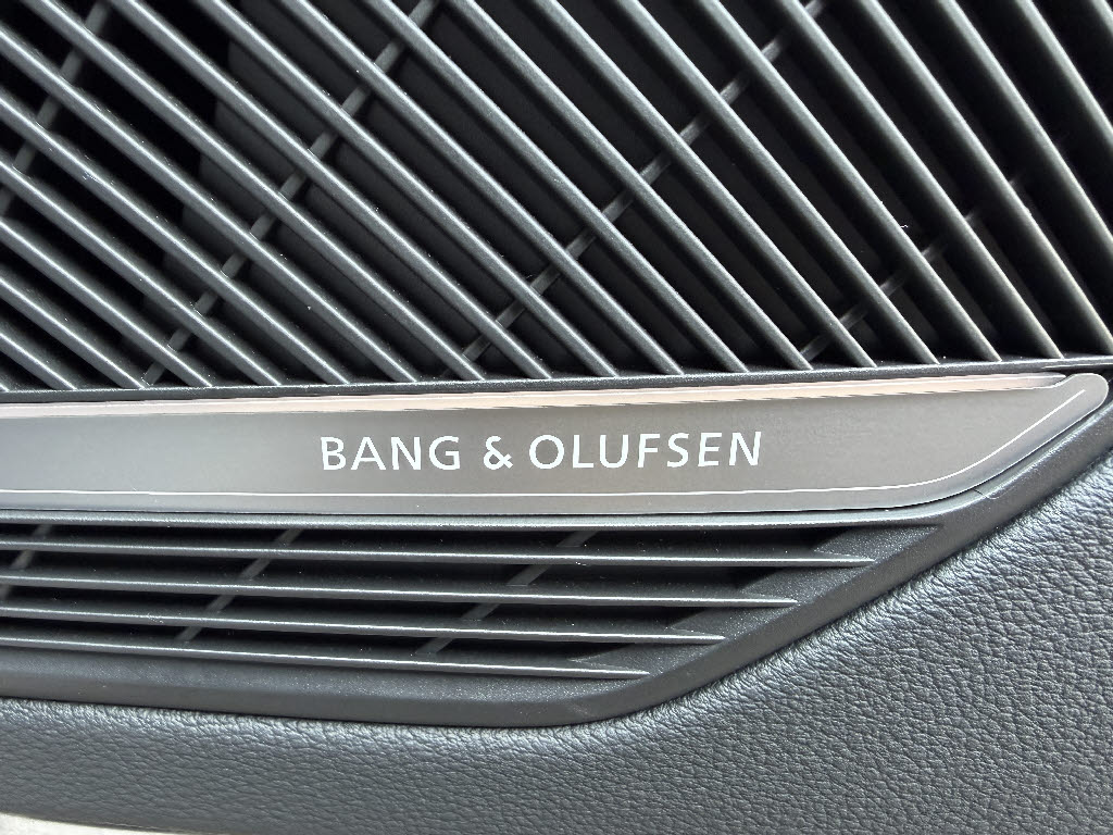 アウディ ｱｳﾃﾞｨ S4 ｱﾊﾞﾝﾄ 標準