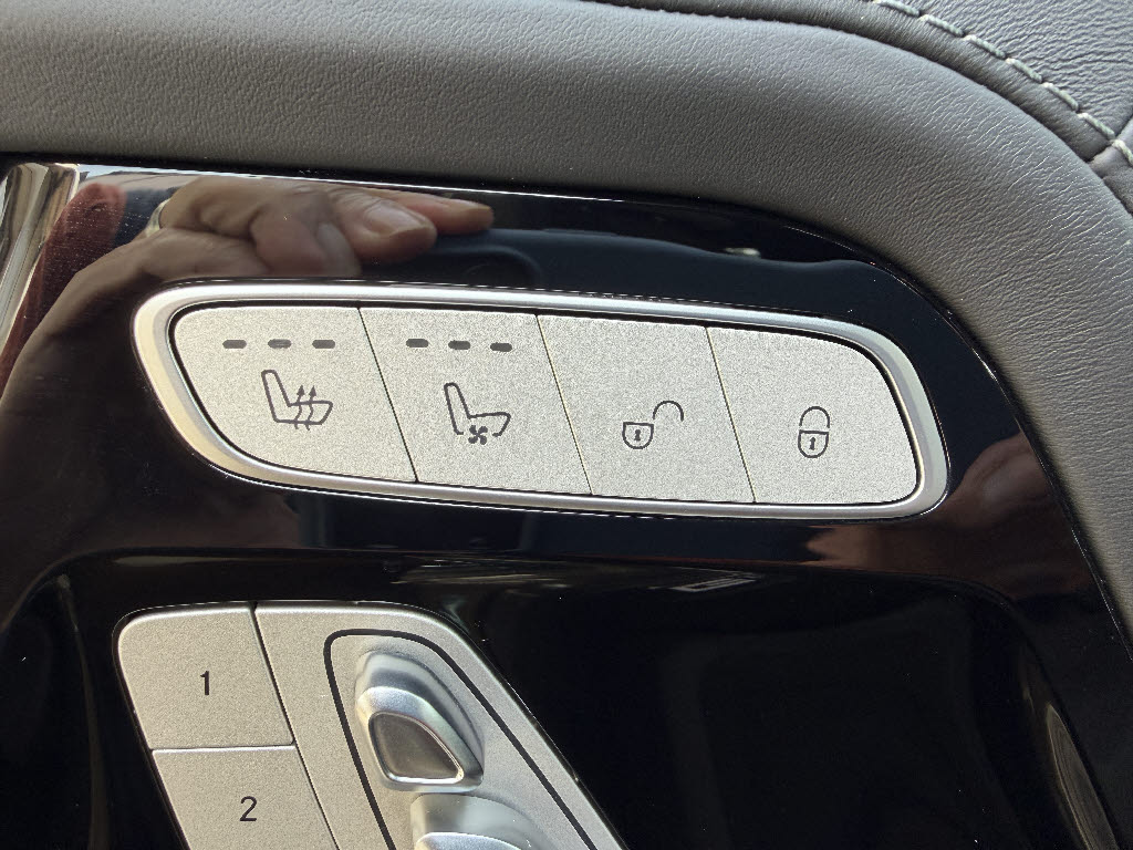 メルセデスベンツ ﾒﾙｾﾃﾞｽﾍﾞﾝﾂ Gｸﾗｽ G400ｄ　ＡＭＧライン