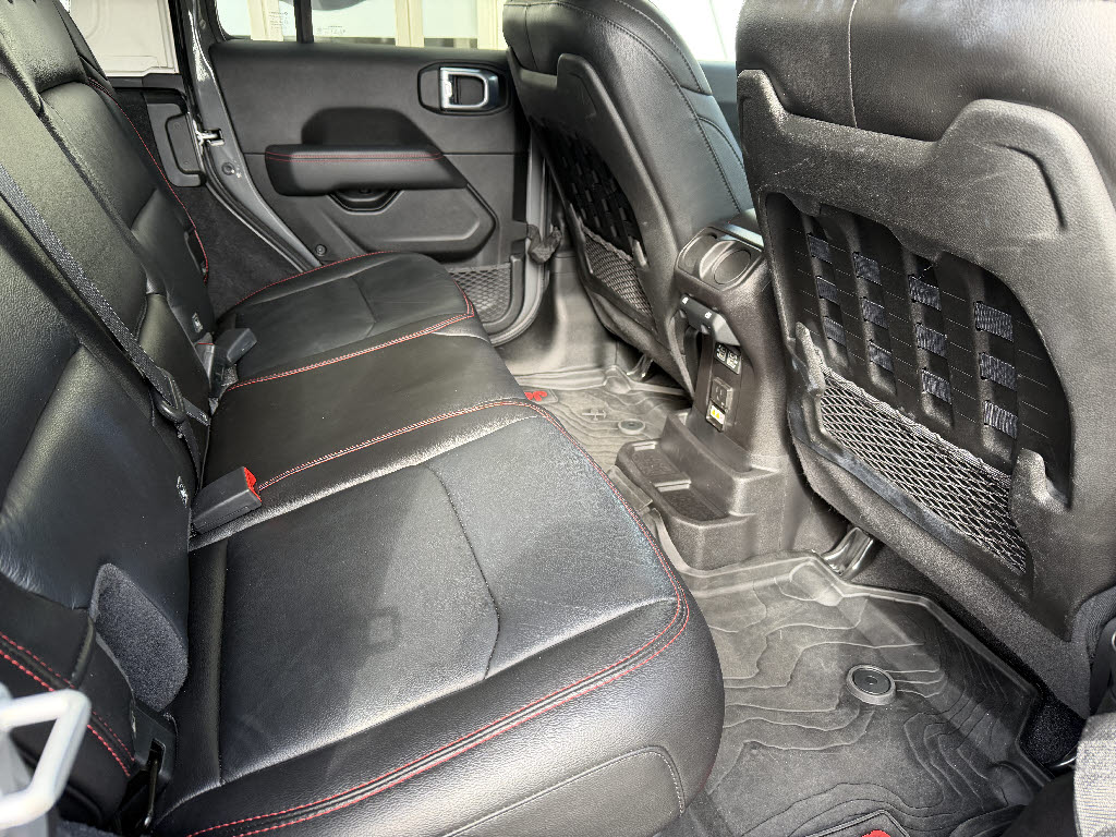 その他輸入車 ｼﾞｰﾌﾟ ﾗﾝｸﾞﾗｰ アンリミテッド　ルビコン