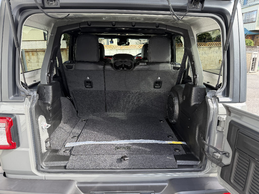 その他輸入車 ｼﾞｰﾌﾟ ﾗﾝｸﾞﾗｰ アンリミテッド　ルビコン