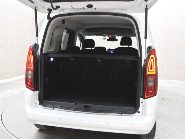 その他輸入車 フィアット ドブロ 標準