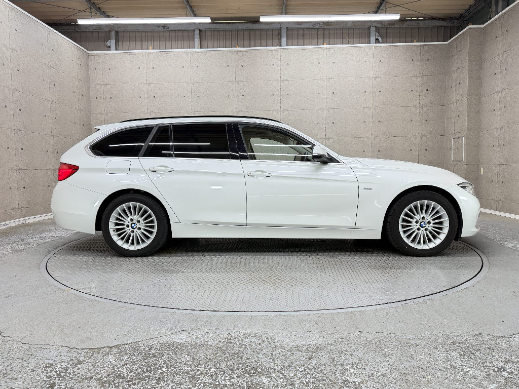 ＢＭＷ ＢＭＷ ３シリーズ ツーリング 320ｄツーリング　ラグジュアリー