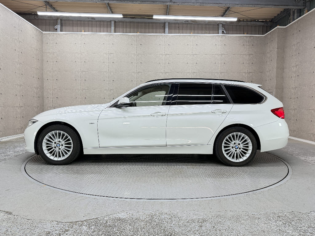 ＢＭＷ ＢＭＷ ３シリーズ ツーリング 320ｄツーリング　ラグジュアリー