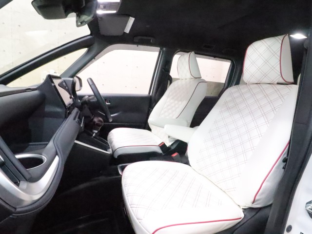 トヨタ ｳﾞｫｸｼｰﾊｲﾌﾞﾘｯﾄﾞ Ｓ－Ｚ　
