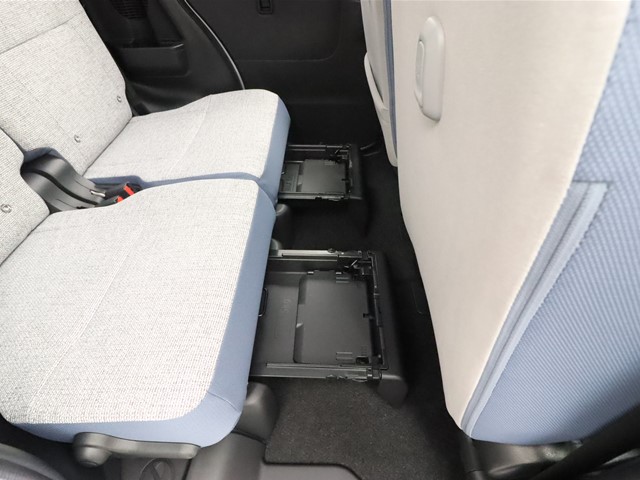 ダイハツ ムーヴキャンバス ｽﾄﾗｲﾌﾟｽ G 【届出済未使用車】