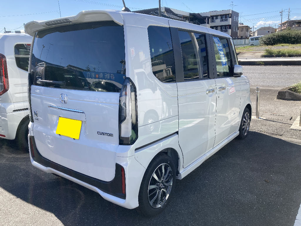 ホンダ Ｎ　ＢＯＸカスタム 2WD 【届出済未使用車】