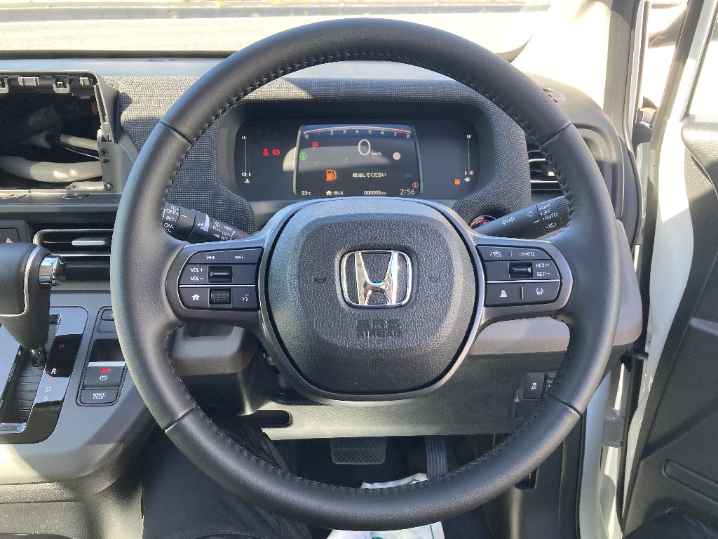 ホンダ フリード AIR EX 6人乗 ｶﾞｿﾘﾝ【登録済未使用車】