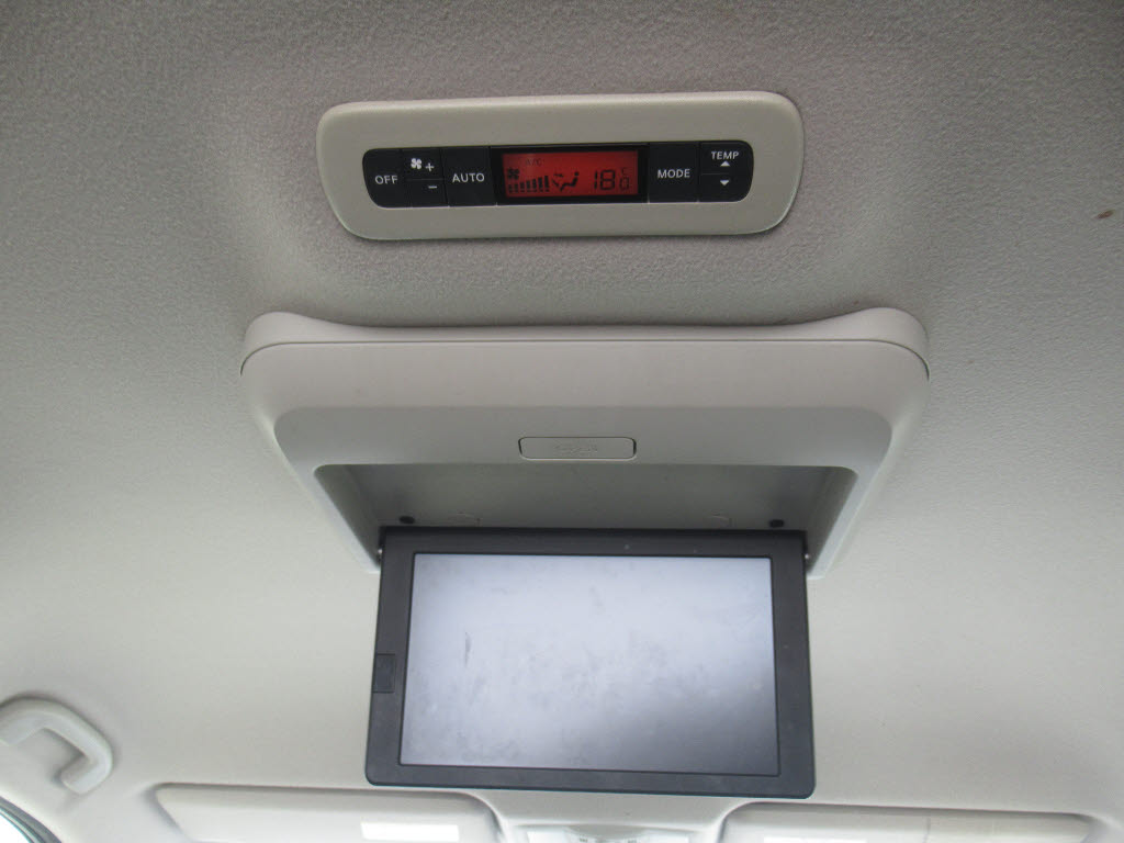 ニッサン エルグランド 250ﾊｲｳｪｲｽﾀｰｱｰﾊﾞﾝｸﾛﾑ