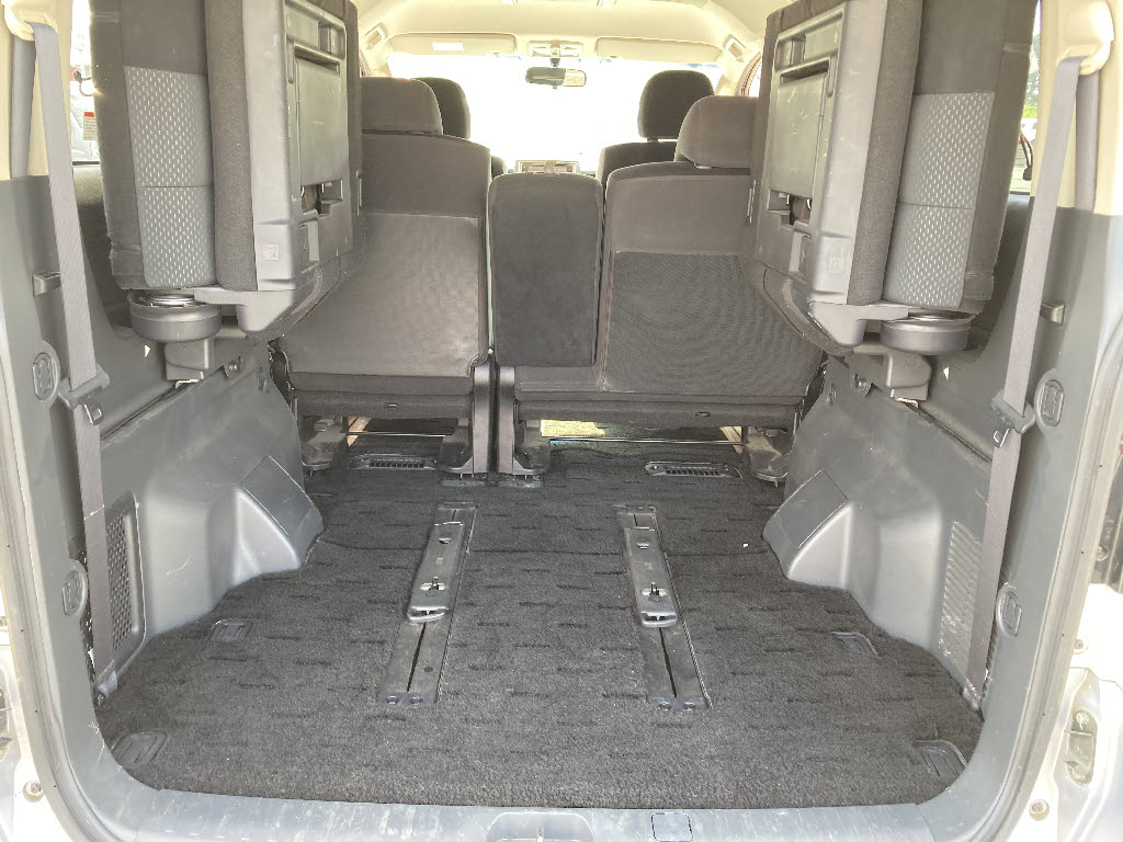 三菱 デリカＤ：５ Gﾌﾟﾚﾐｱﾑ 4WD