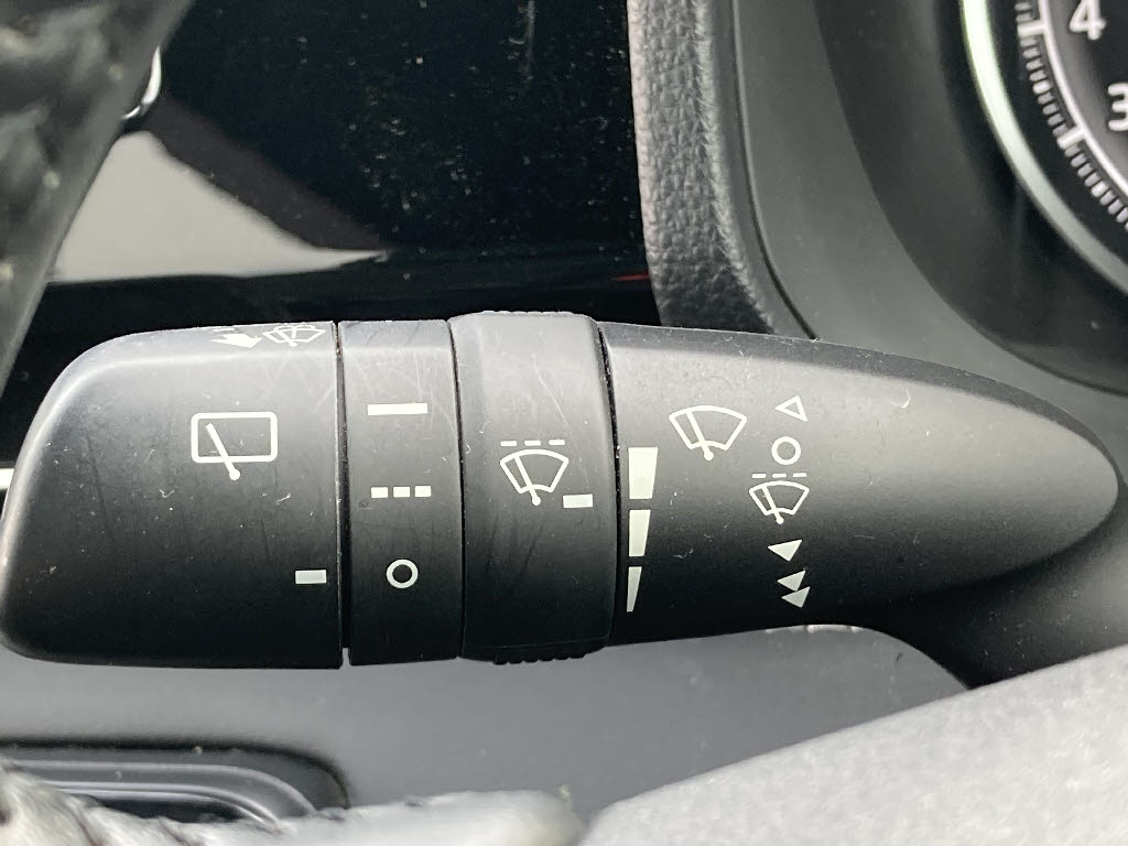 トヨタ ノア Ｓ-Ｚ