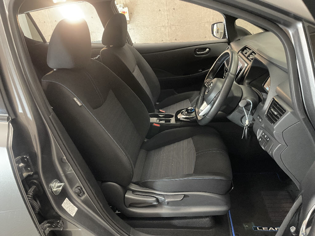 ニッサン リーフ Ｘ Ｖセレクション