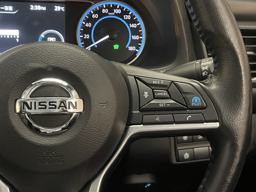 ニッサン リーフ Ｘ Ｖセレクション