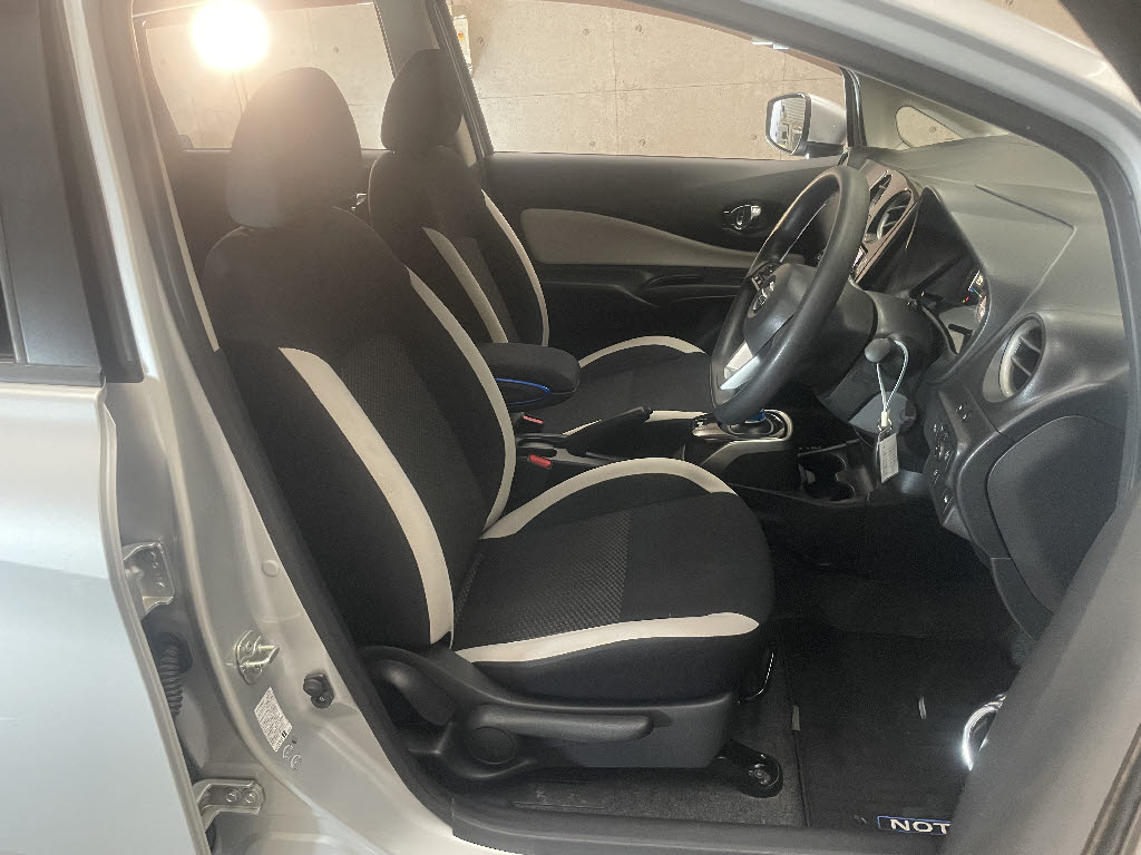 ニッサン ノート eパワーX