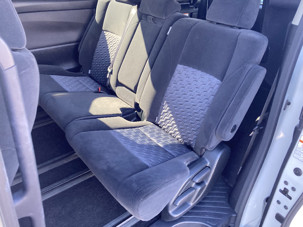 トヨタ アルファード 2.5S