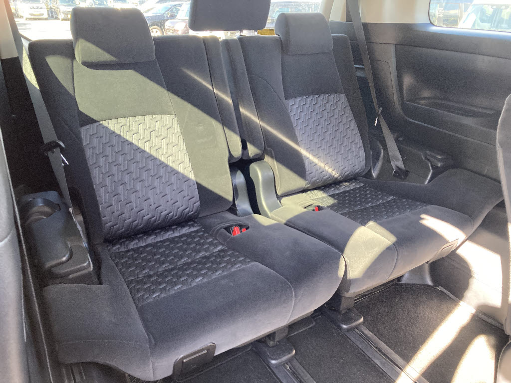 トヨタ アルファード 2.5S