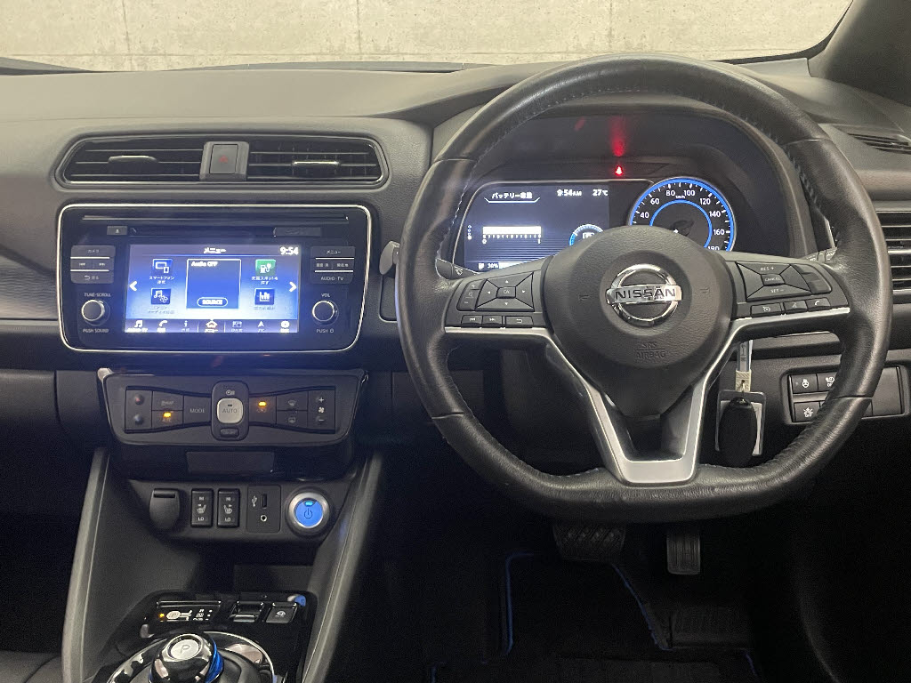 ニッサン リーフ Ｘ