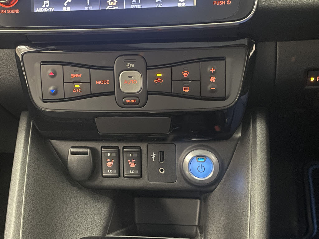 ニッサン リーフ Ｘ