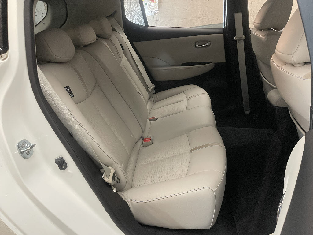 ニッサン リーフ Ｇ