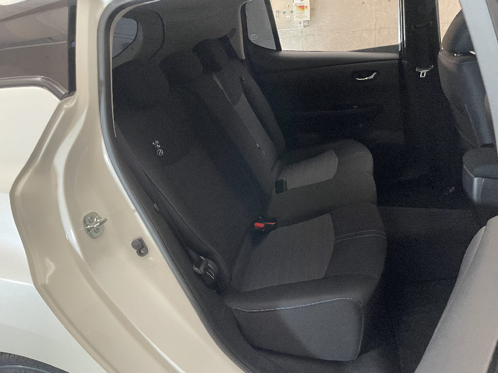 ニッサン リーフ Ｘ