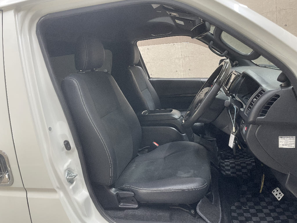 トヨタ レジアスエースＶ ｽｰﾊﾟｰGLﾀﾞｰｸﾌﾟﾗｲﾑⅡ