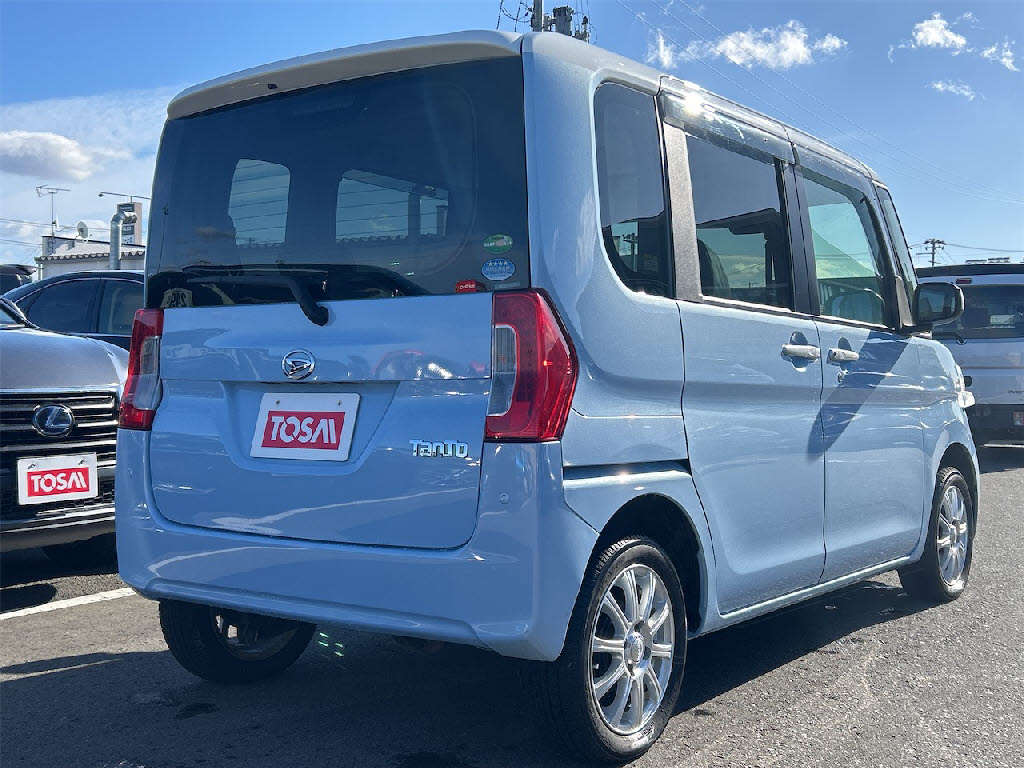 ダイハツ タント XﾎﾜｲﾄｱｸｾﾝﾄSAⅢ