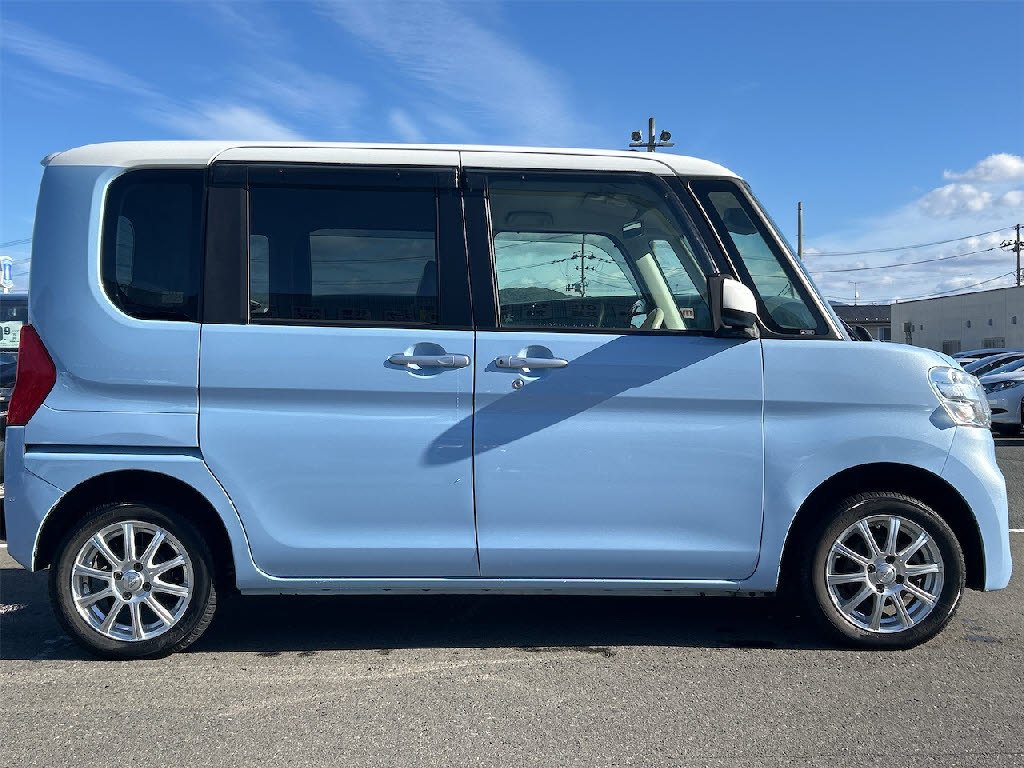 ダイハツ タント XﾎﾜｲﾄｱｸｾﾝﾄSAⅢ