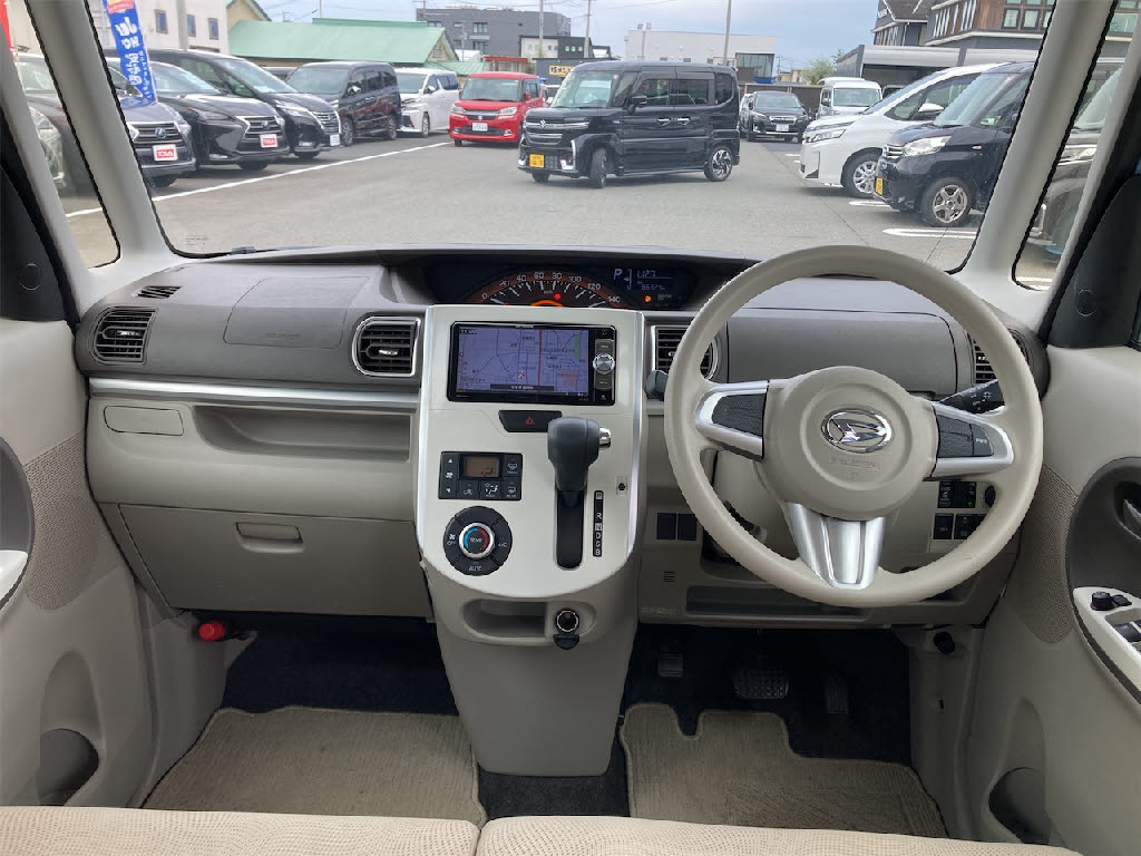 ダイハツ タント XﾎﾜｲﾄｱｸｾﾝﾄSAⅢ