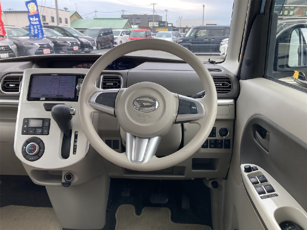 ダイハツ タント XﾎﾜｲﾄｱｸｾﾝﾄSAⅢ