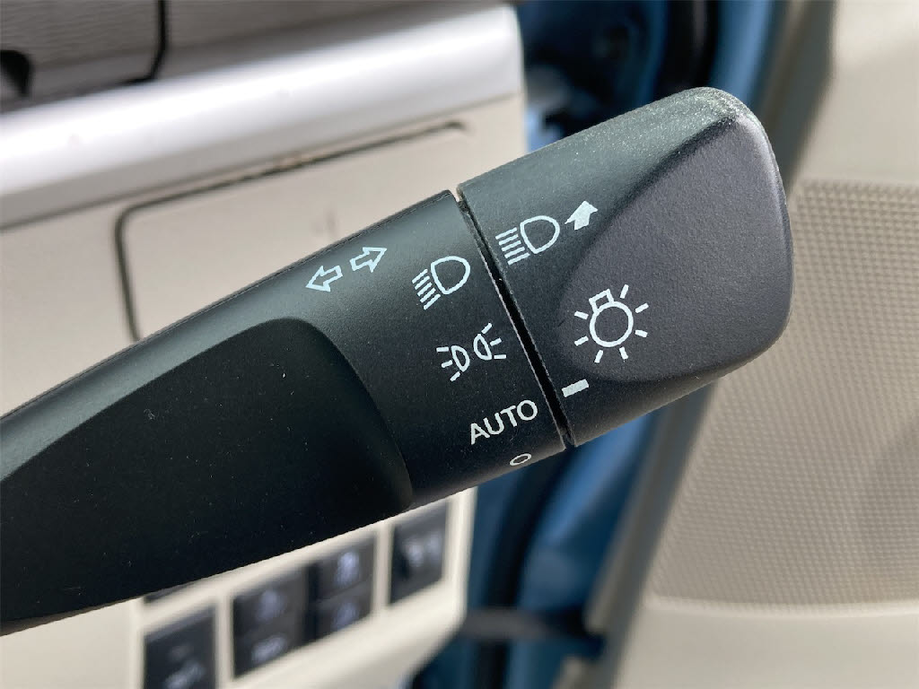 ダイハツ タント XﾎﾜｲﾄｱｸｾﾝﾄSAⅢ