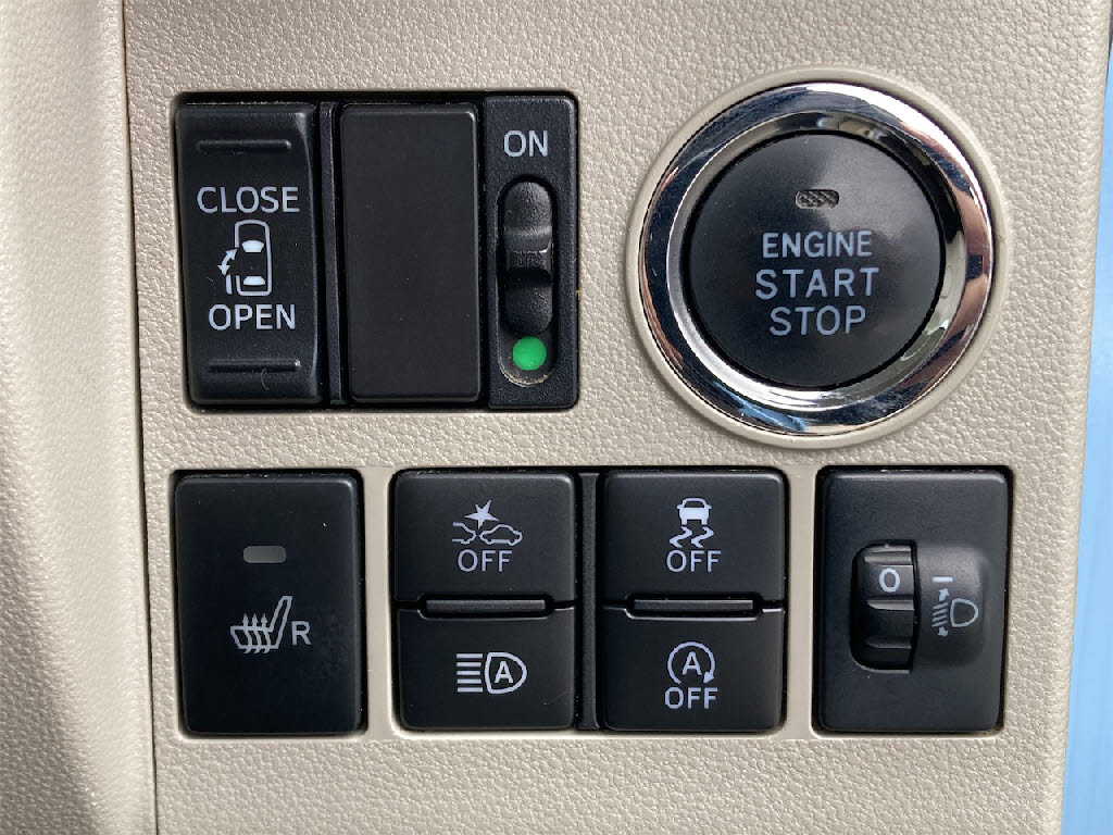 ダイハツ タント XﾎﾜｲﾄｱｸｾﾝﾄSAⅢ